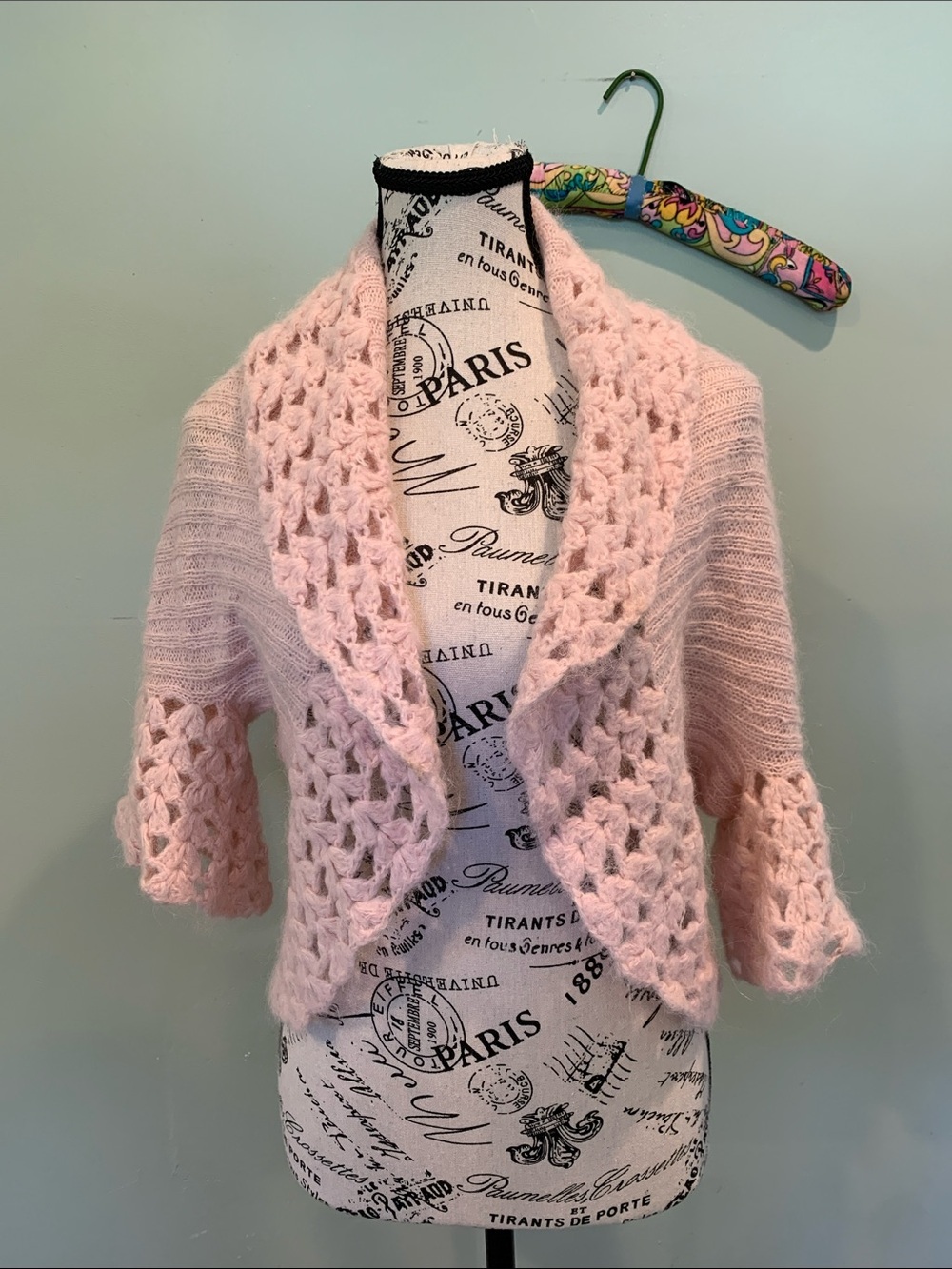 Caslon Women’s Small / Medium Petite Pink Crochet-Trim Open Front Fluffy Sweater